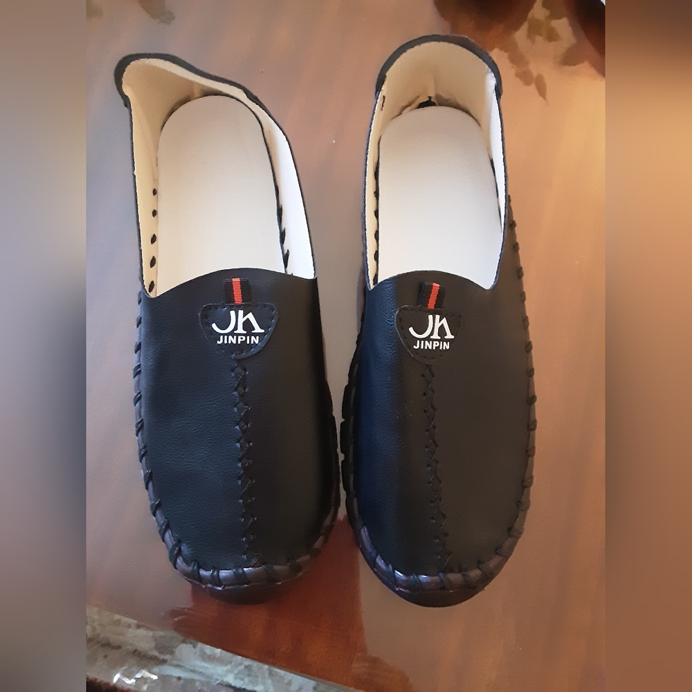 Black Shoes